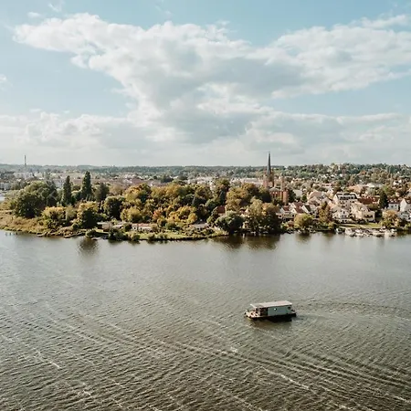 Wasserapartment Cityport - Schwimmende Lägenhet Werder (Havel)