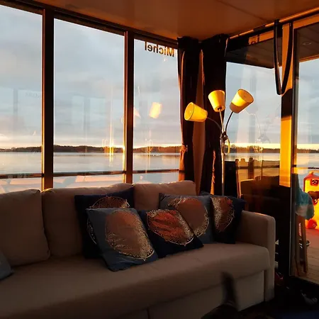 Apartment Wasserapartment Cityport - Schwimmende *