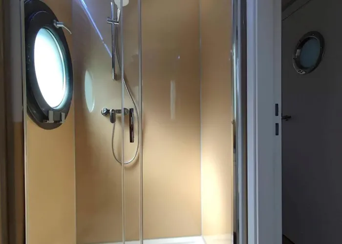 Wasserapartment Cityport - Schwimmende